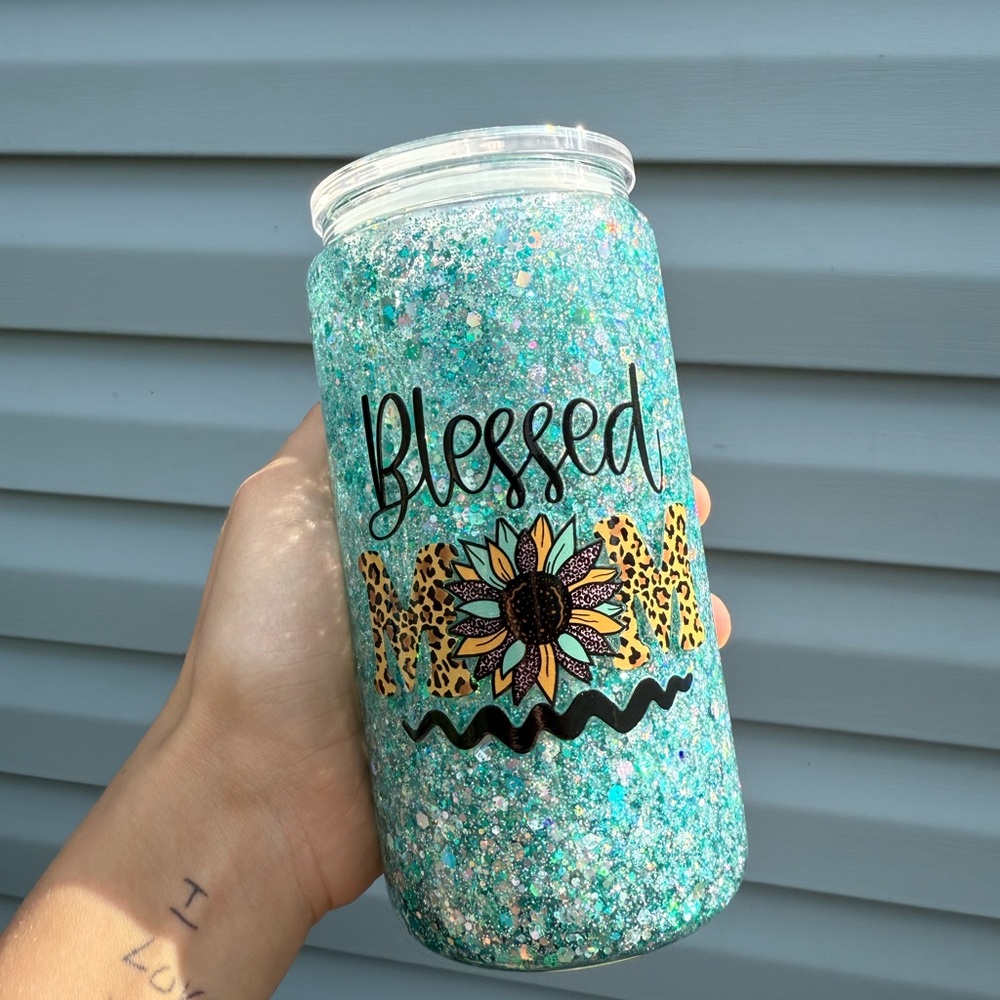 16 oz suspended snowglobe cup